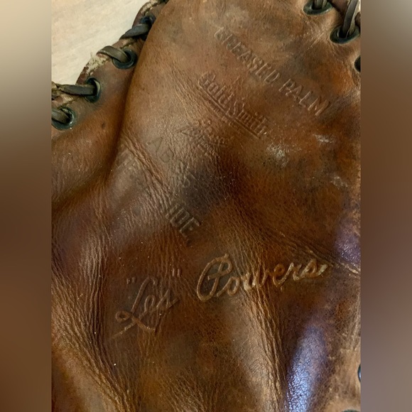 Vintage Baseball Glove Greased Palm Goldsmith “Les” Powers AB35 Horsehide, Left - Picture 4 of 4